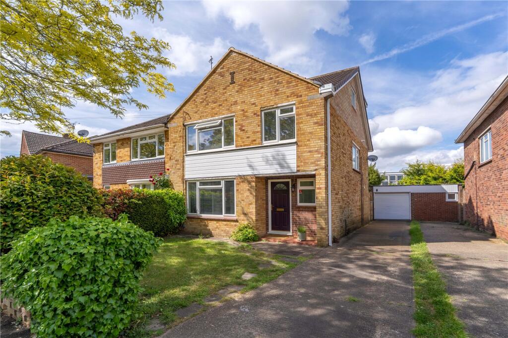 Main image of property: Sunna Gardens, Sunbury, TW16