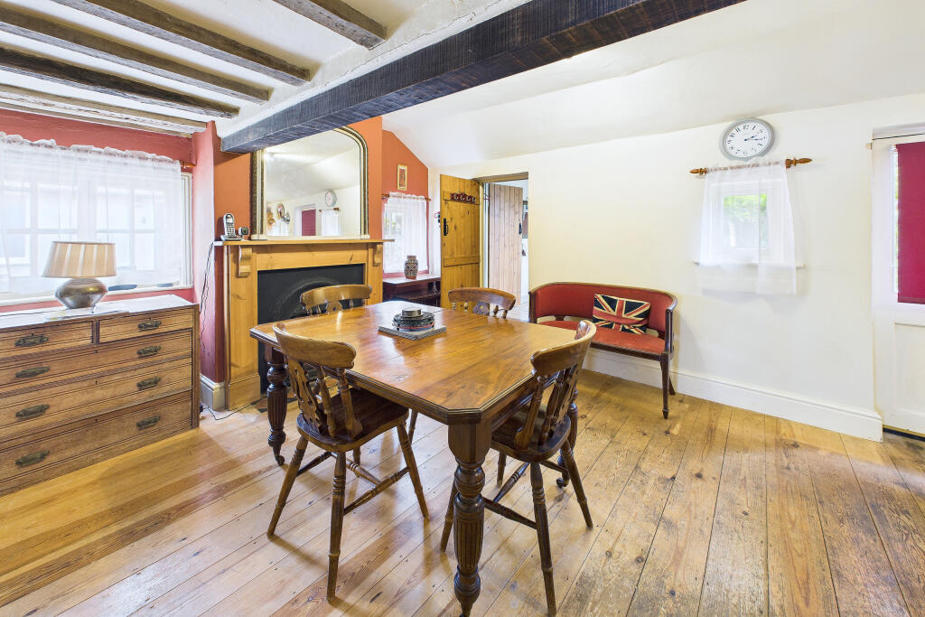 Oak Cottage, The Street, Woolpit, Bury St. Edmunds, Suffolk photo 3