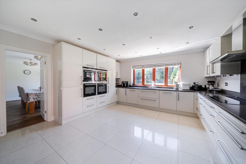 House in Slough, Sunninghill and Ascot - View 5