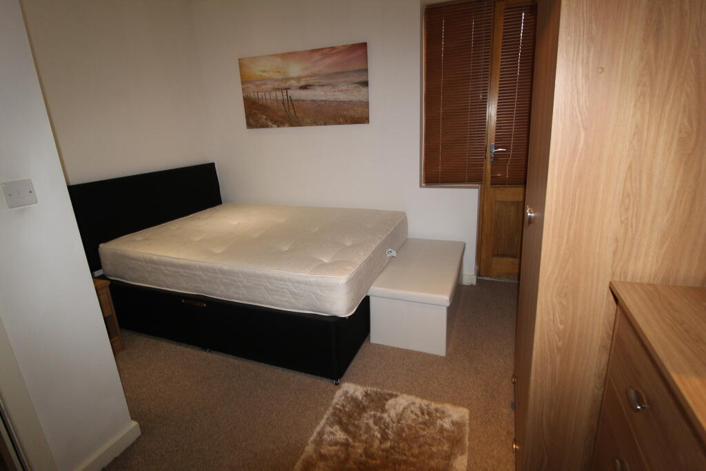 Apartment in Preston - View 4