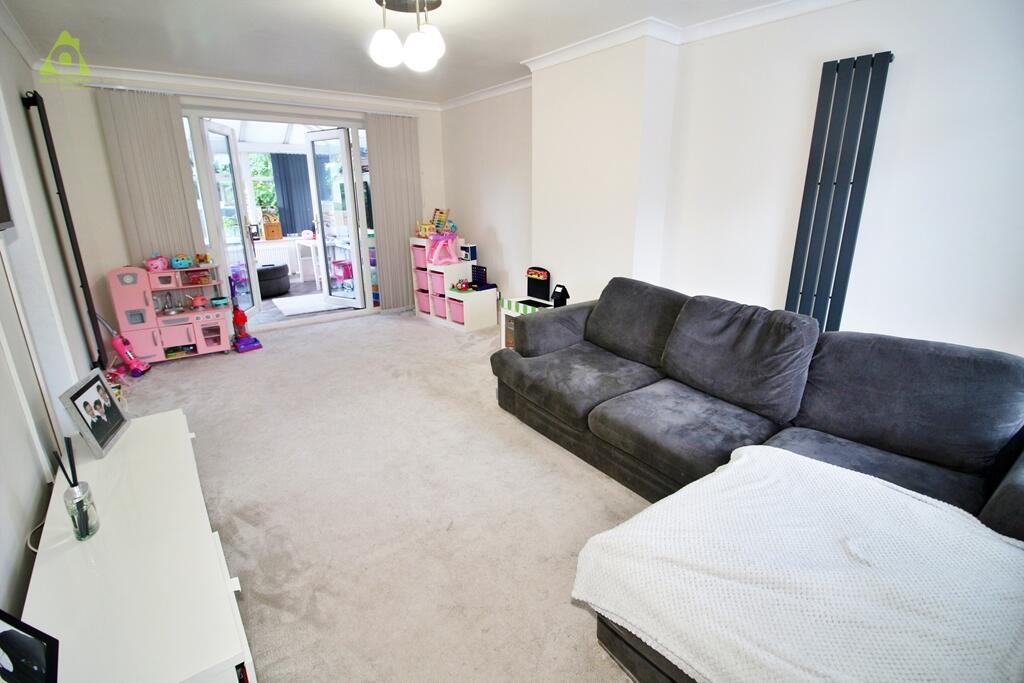 Bamber Croft, Westhoughton, BL5 3PE photo 2