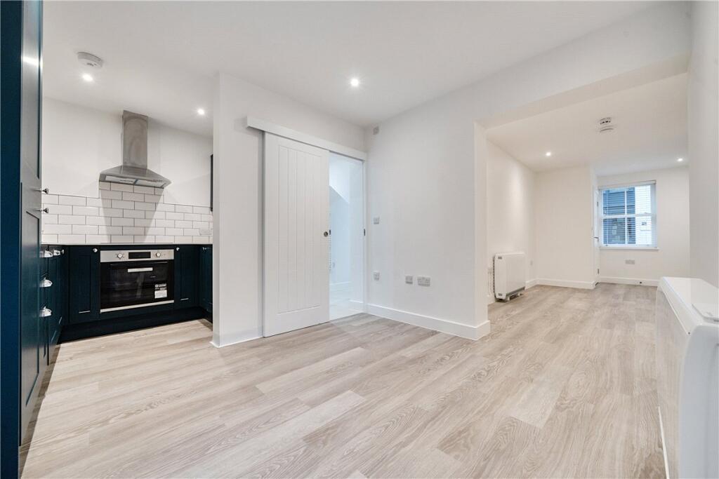 Additional image 3 of Palace Yard Mews, Bath, BA1