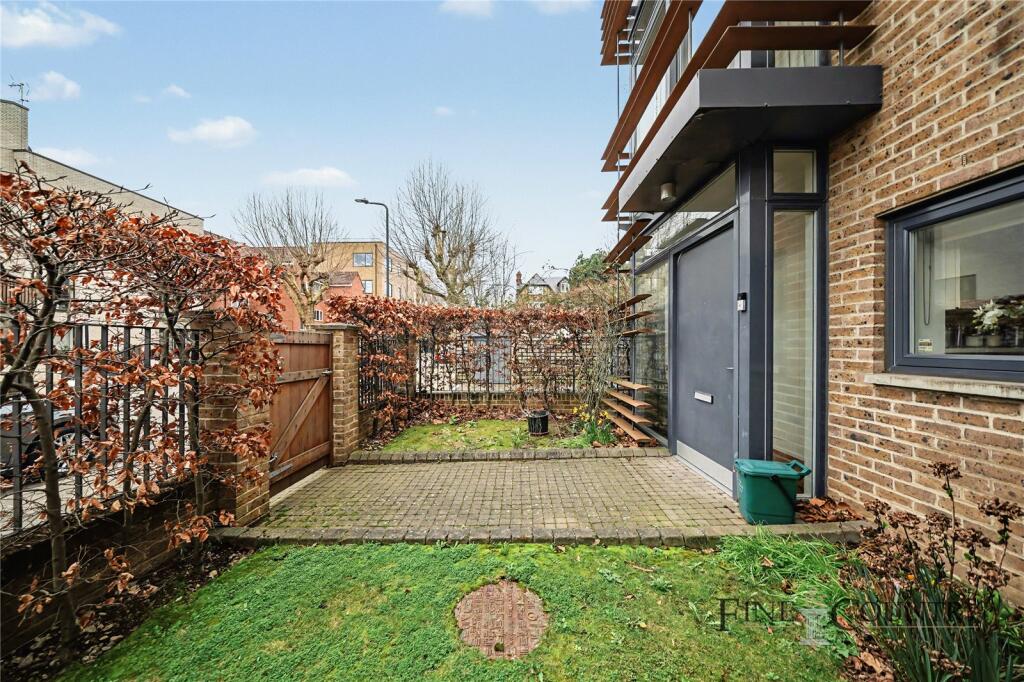 House in London - View 4