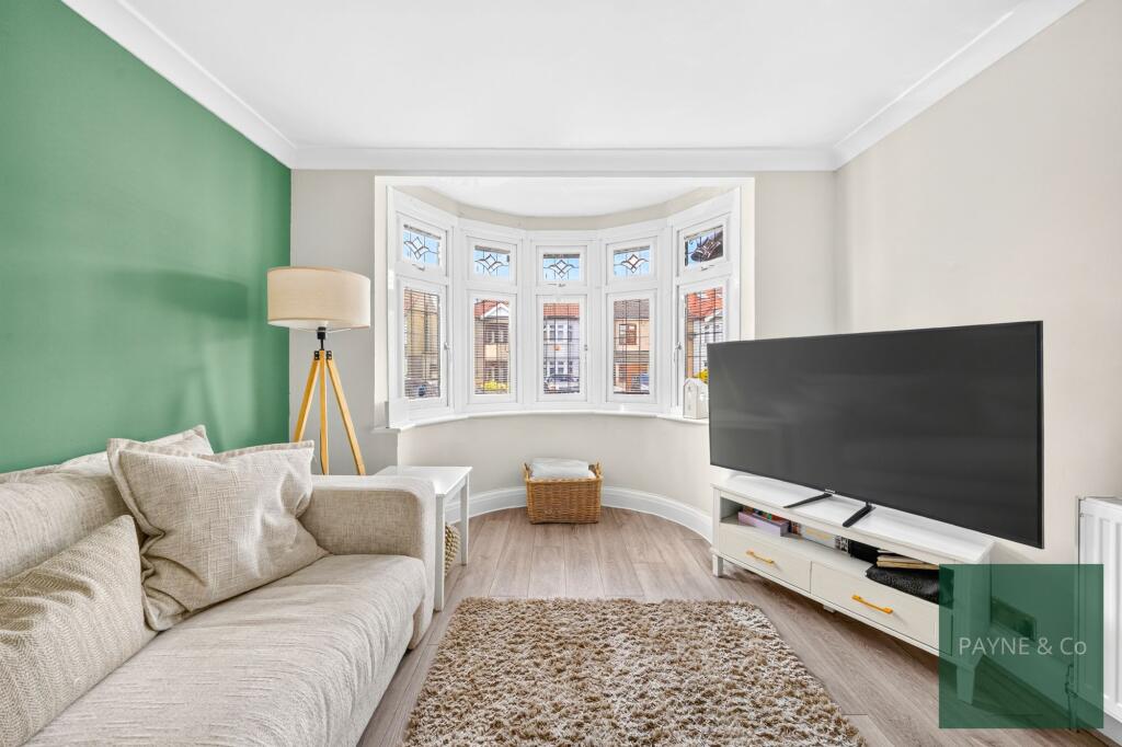 House in London - View 5