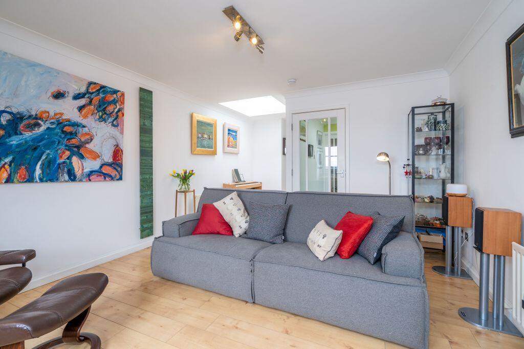5/11 Powderhall Rigg, Edinburgh, EH7 4GA photo 4
