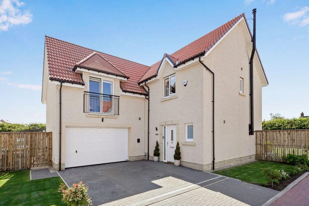 Main image of property: 28 Hawick Place, Millerhill, EH22 1GT