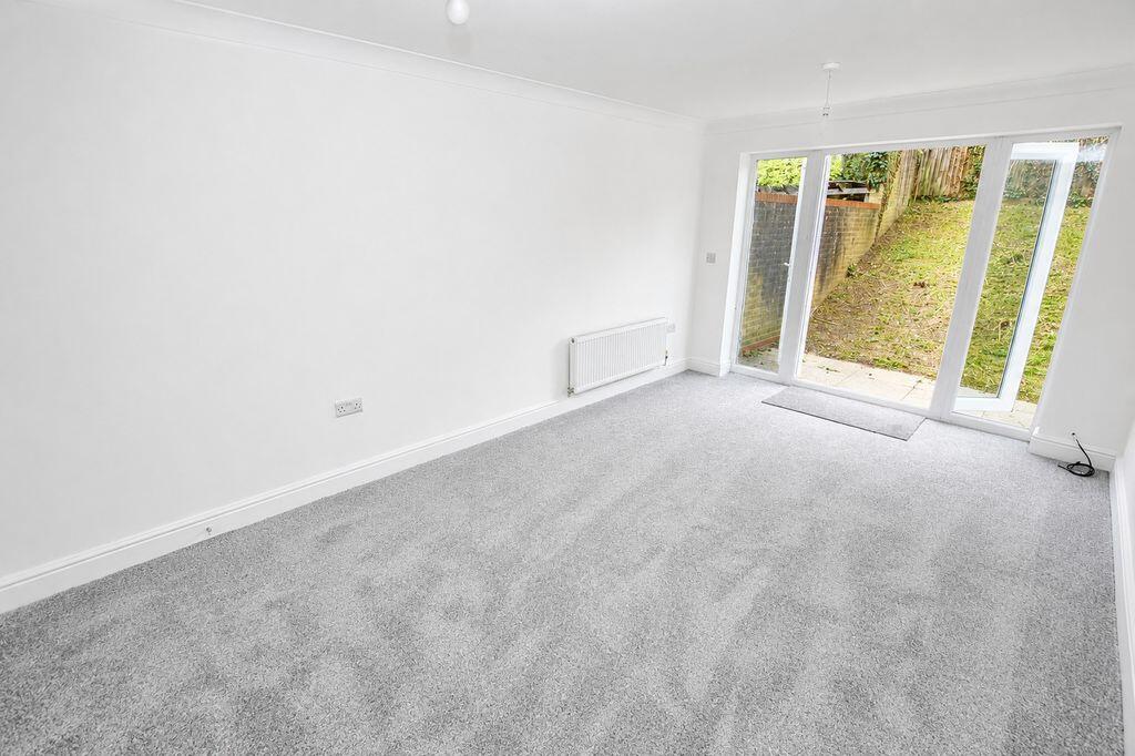 House in Rochester - View 4