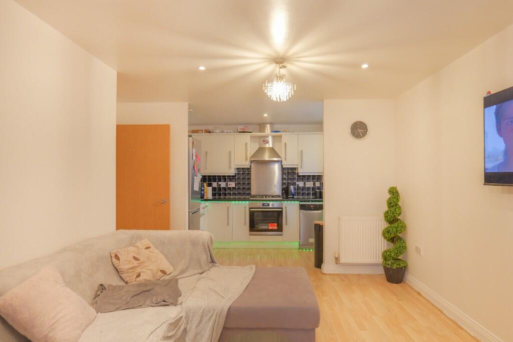 Waterloo Road, Manchester, Greater Manchester, M8 photo 3
