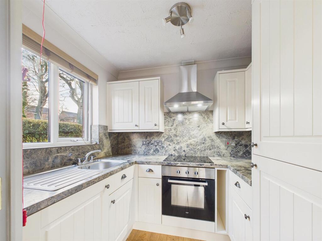 Apartment in Gateshead, Deckham - View 4