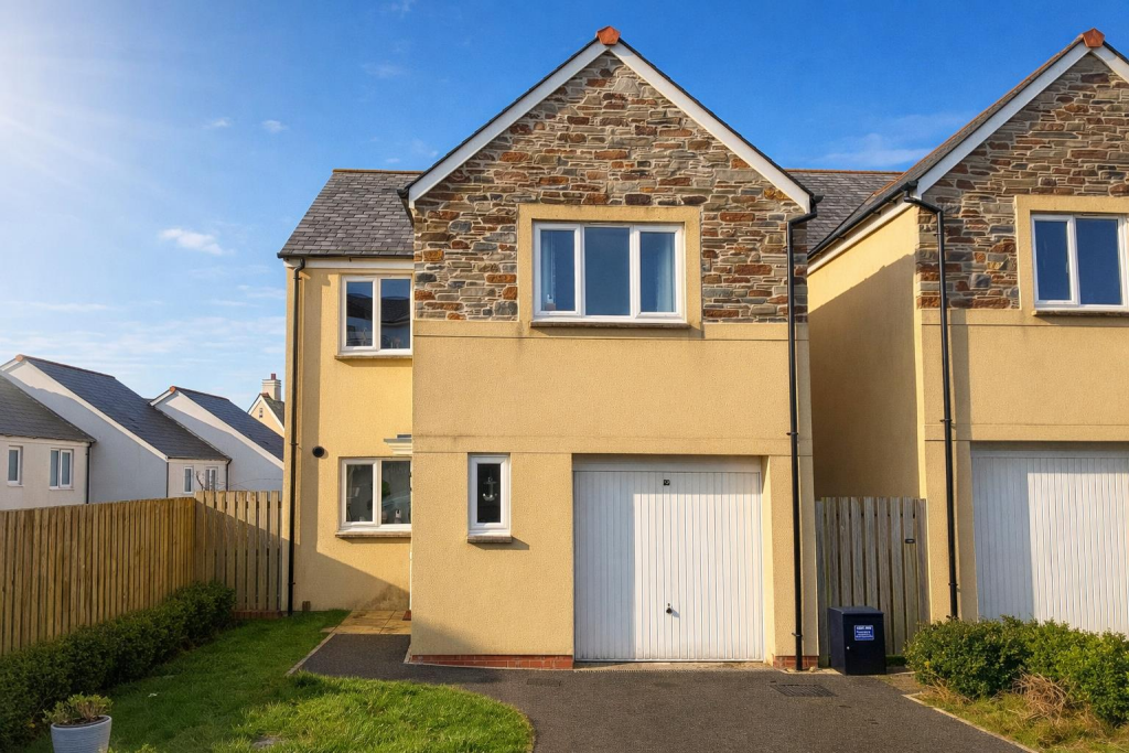 Main image of property: Nanterrow Drive, Bodmin