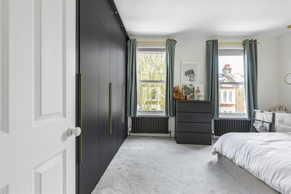 House in London, Wandsworth - More