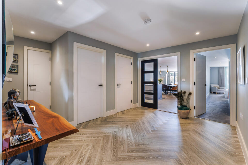 Additional image 6 of East Overcliff Drive, Eastcliff, Bournemouth, Dorset, BH1