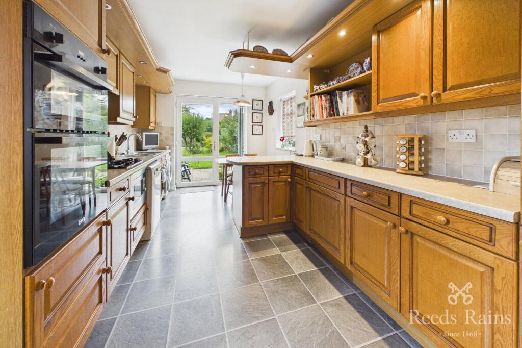 Hill Road, Castleford, West Yorkshire, WF10 photo 3