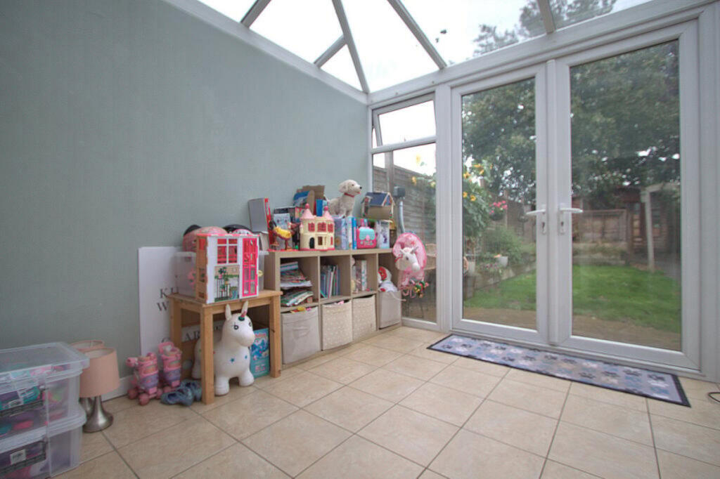 The Leys, Gloucestershire, GL13 photo 4