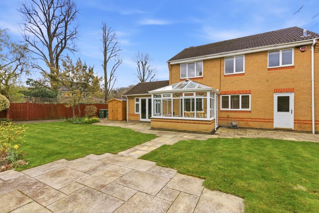 Additional image 3 of Honeycroft Drive, St. Albans, Hertfordshire, AL4