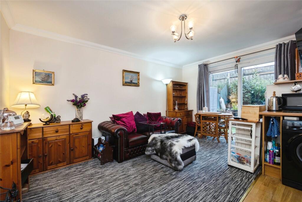 Esplanade Road, PAIGNTON, Devon, TQ4 photo 4