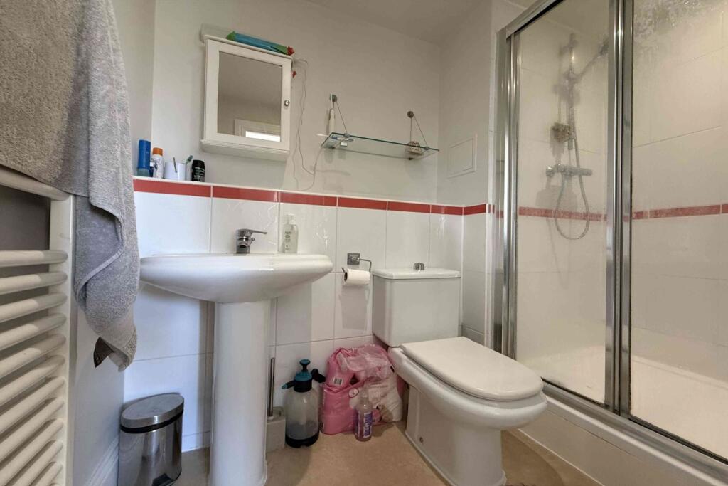 Dew Pond Close, Horsham, West Sussex, RH13 - View 6