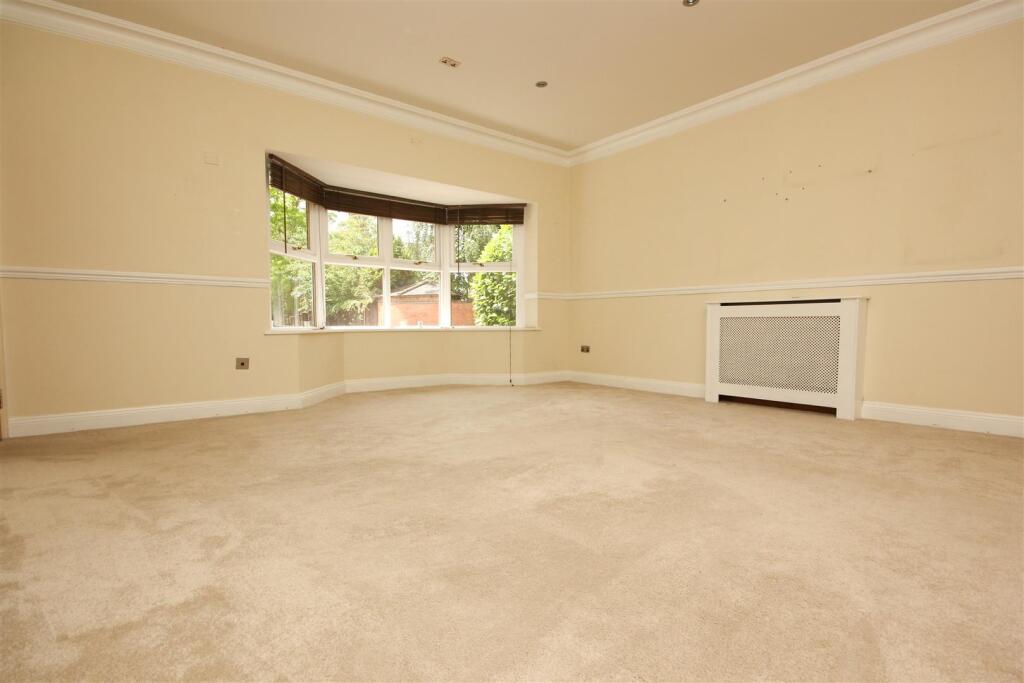 NN10, The Moorlands, Hayway, Rushden - View 5