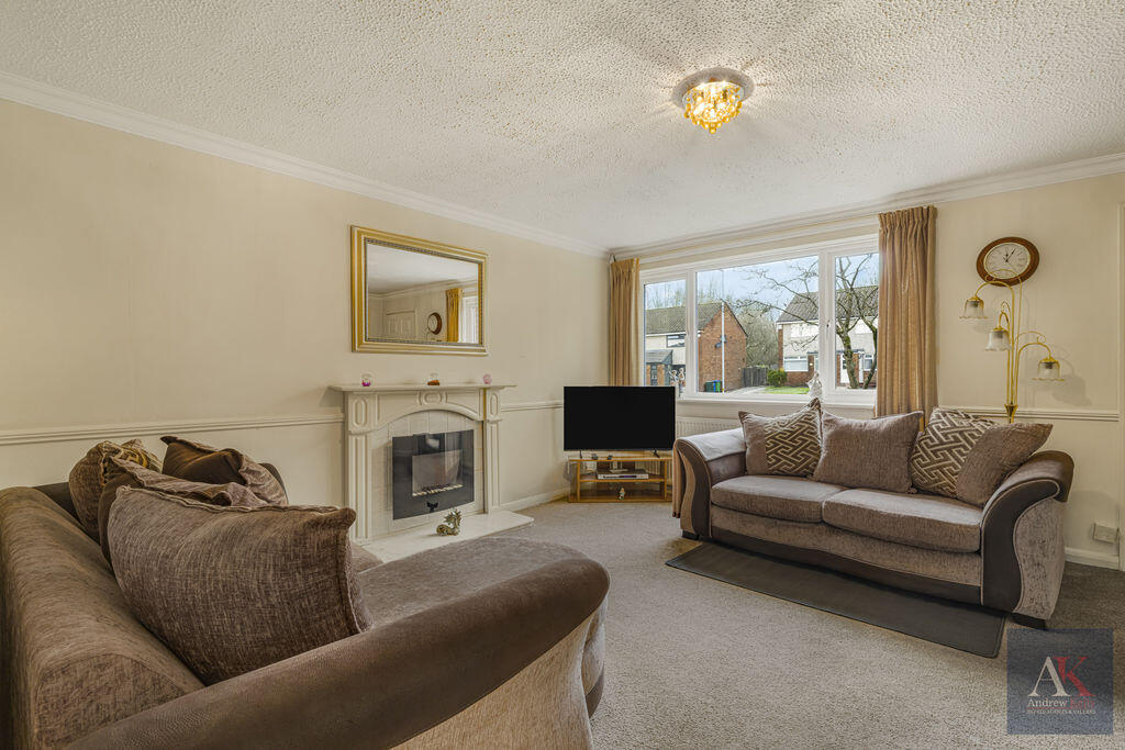 House in Rochdale, Bottom o' th' Brow - View 3