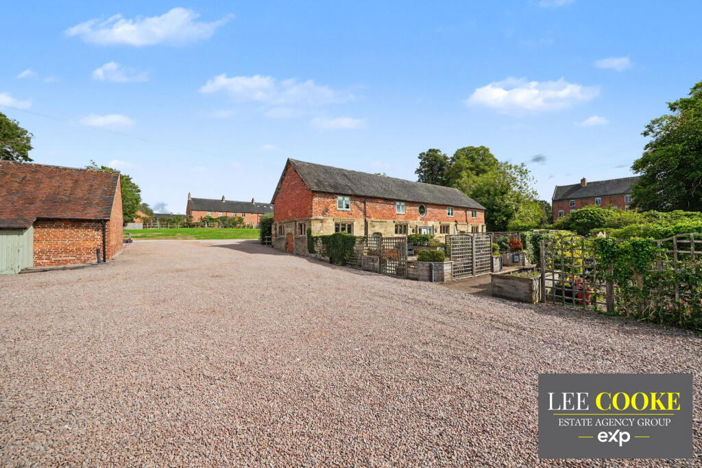 House in Stafford, Tixall - More