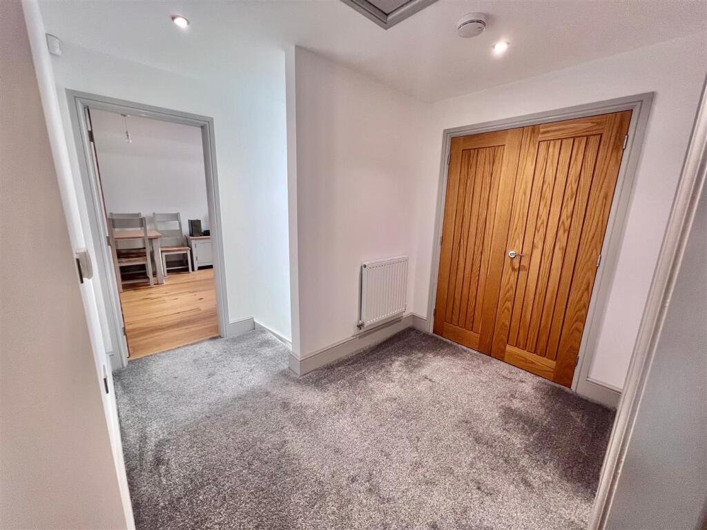 House in Stratford-on-Avon, Stratford-upon-Avon - View 4