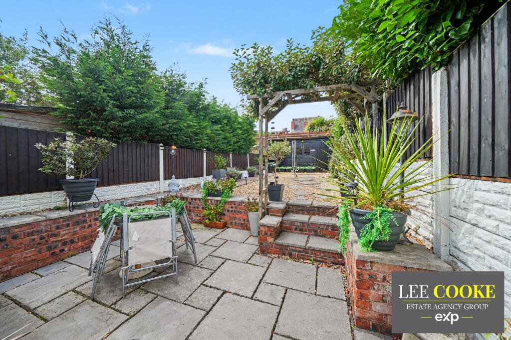 House in Wednesbury, Hobbs Hole - View 4