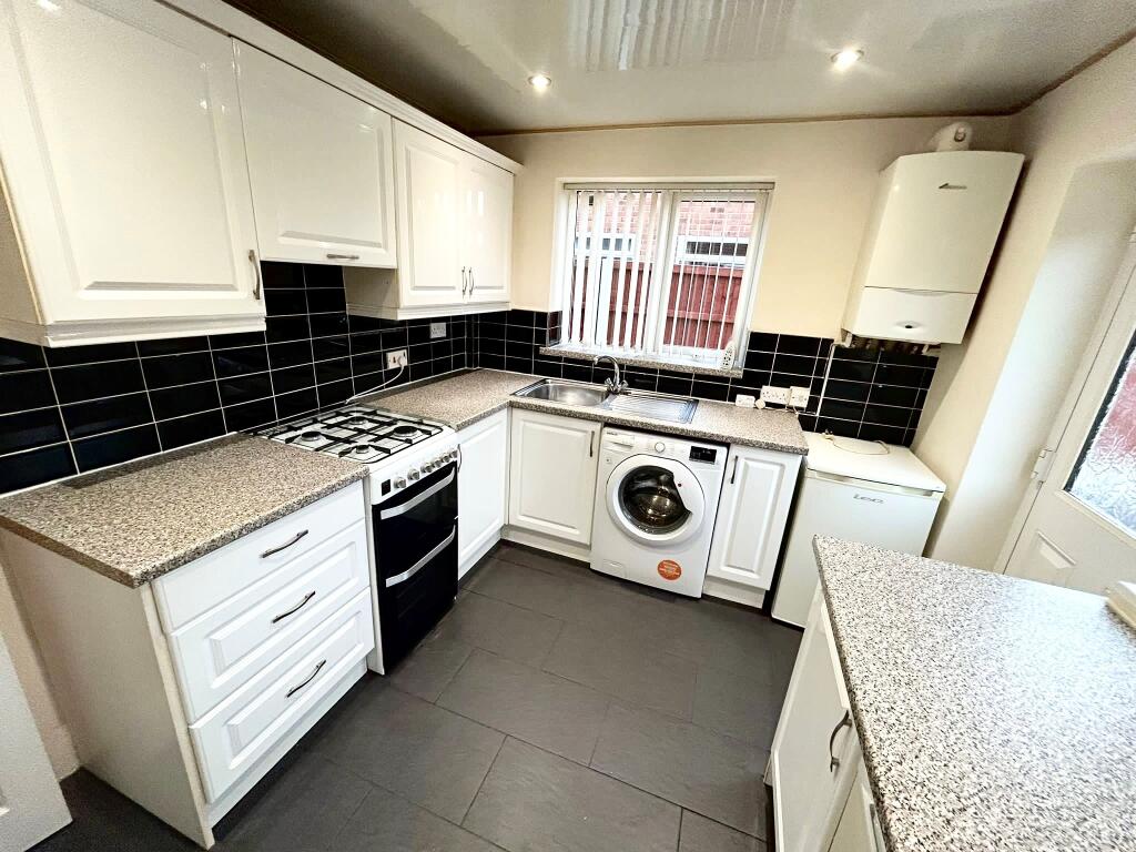 Rozel Crescent, Great Sankey, Warrington, WA5 photo 4