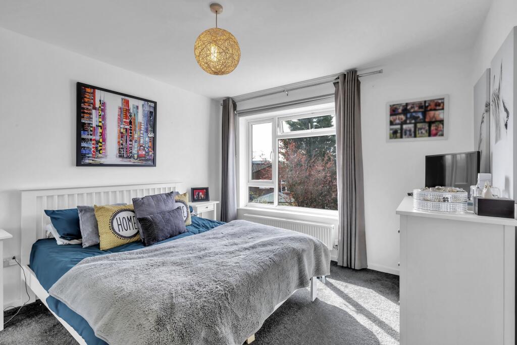 House in Redhill - View 5