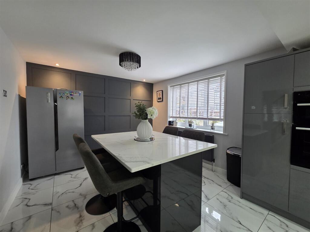 House in Nottingham - View 4
