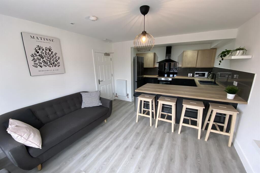 Pelham Crescent, Beeston, NG9 2ER