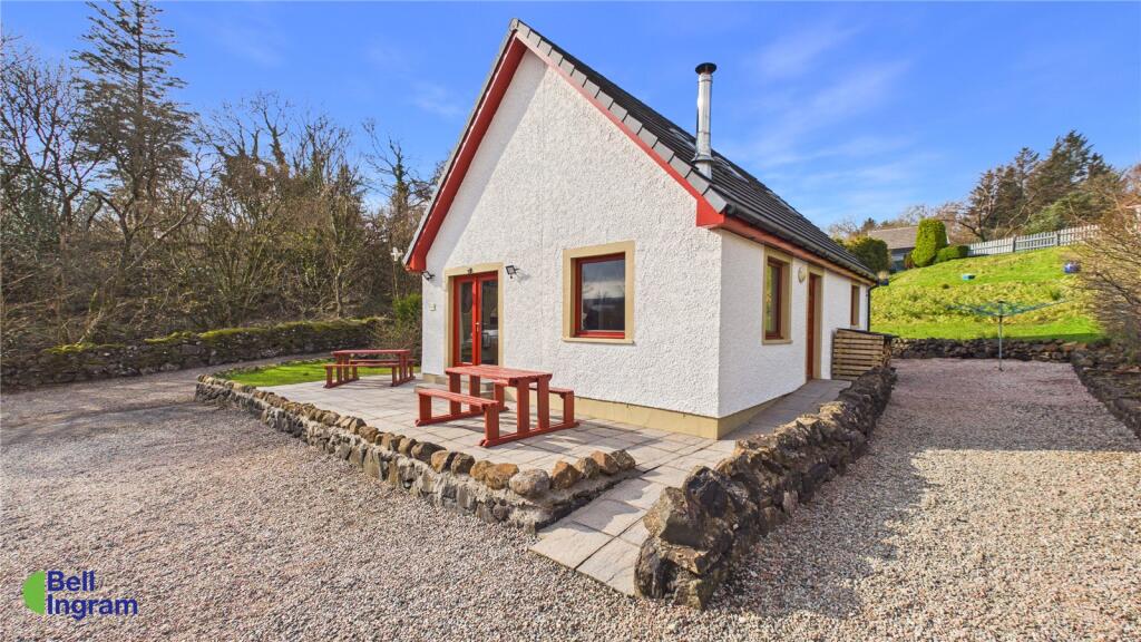 Main image of property: Lileas Cottage, Raeric Road, Tobermory, Isle Of Mull, PA75