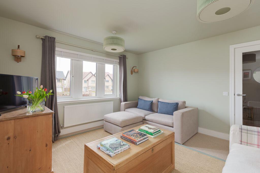81 Saltcoats Avenue, Gullane, East Lothian, EH31 2EX photo 4
