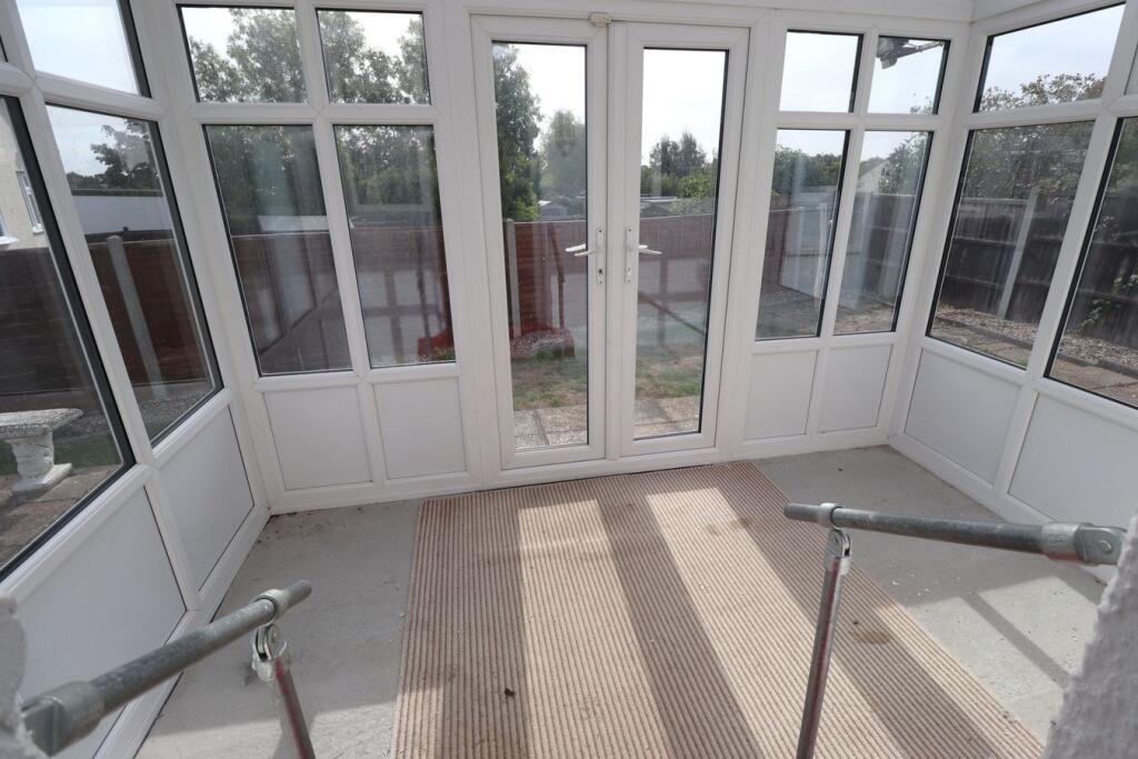 House in Rochford, Rayleigh - View 5