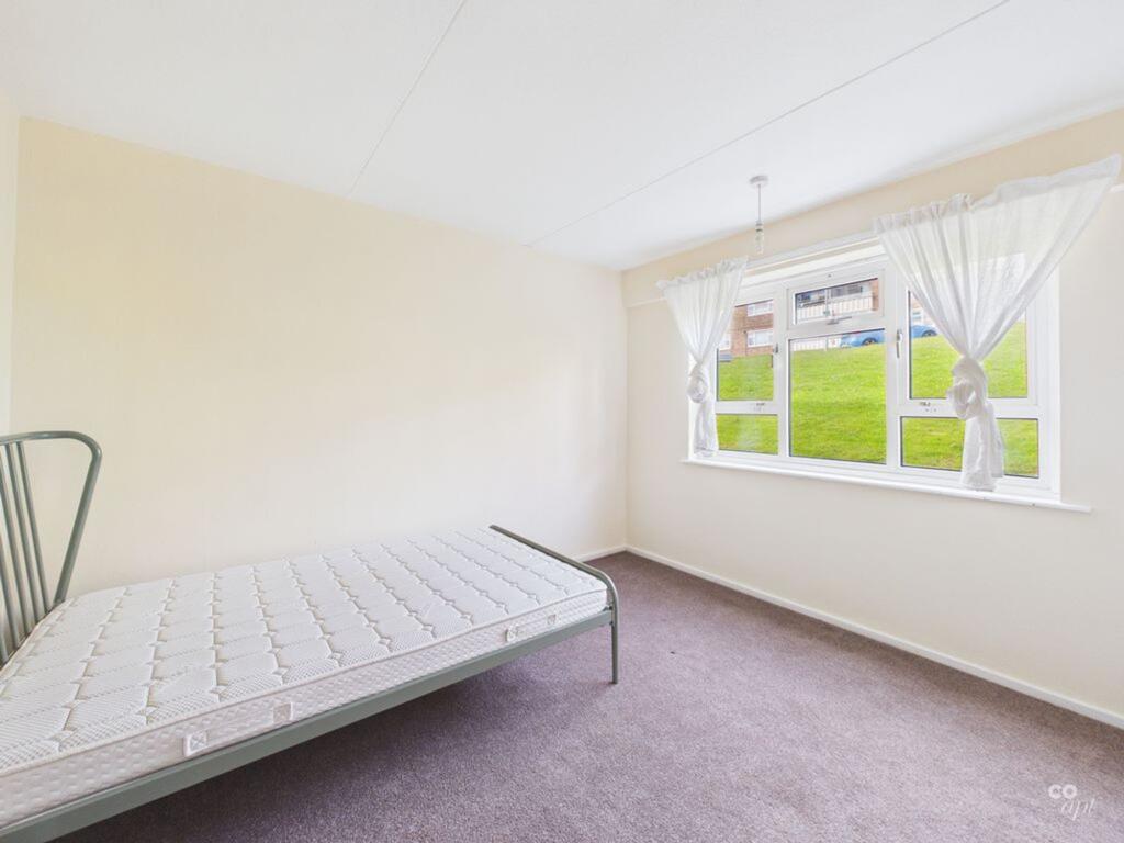 4 bedroom flat for rent