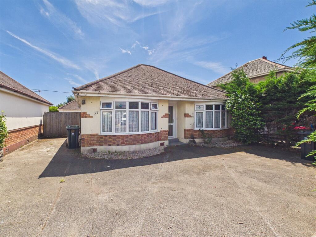 2-bed house on 27, Flambard Avenue, Christchurch, Dorset, BH23, £425,000