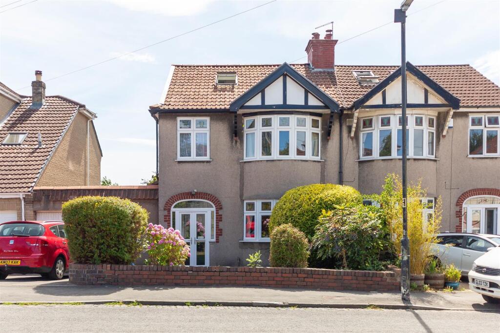 5-bed detached on Bishop Road | Bishopston, £995,000