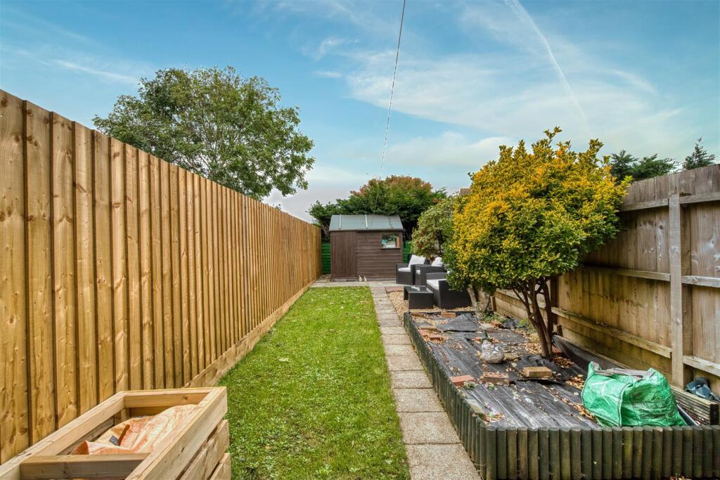 House in Barry, Vale of Glamorgan - More