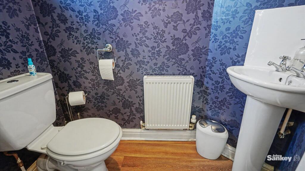 House in Mansfield, Ladybrook - More