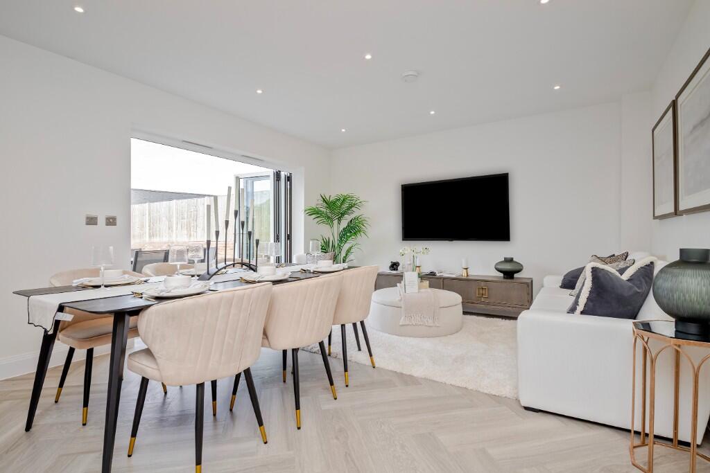 CHEQUER TREE WAY,
Maulden,
MK45 2PW photo 4