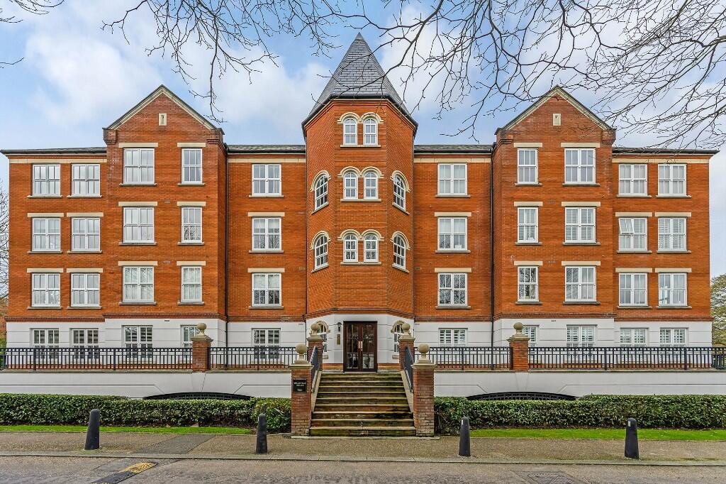 Main image of property: The Boulevard, Woodford Green, Essex, IG8