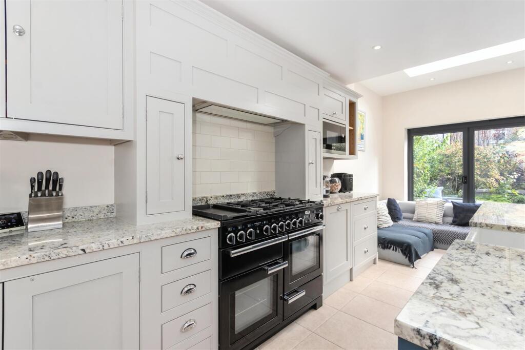 House in London - More