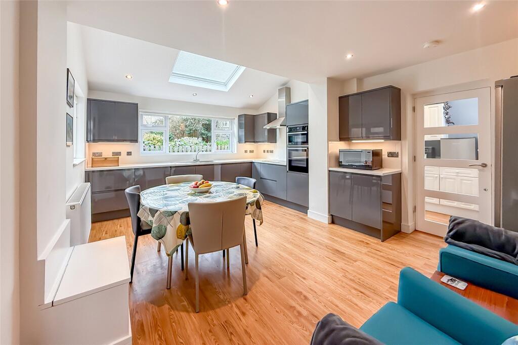 Additional image 6 of Aplins Close, Harpenden, Hertfordshire, AL5