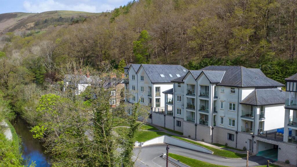 Main image of property: Plas Derwen, Abbey Road, Llangollen