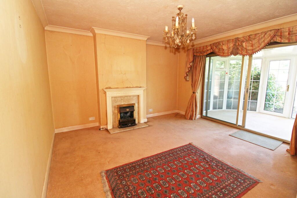 House in Bromley - View 4