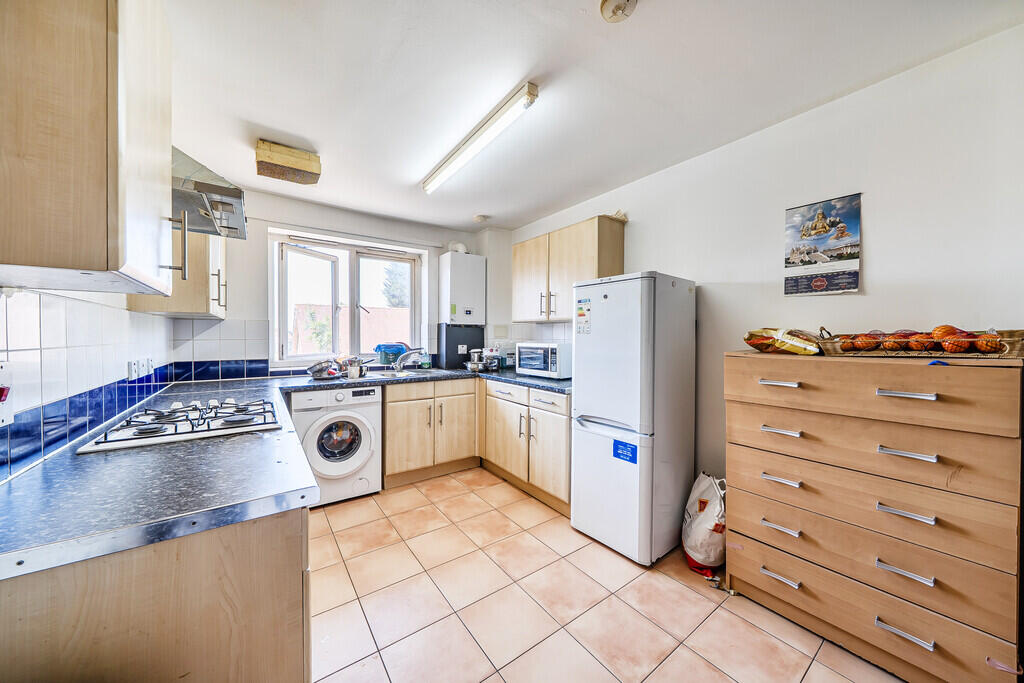 Apartment in London - View 5