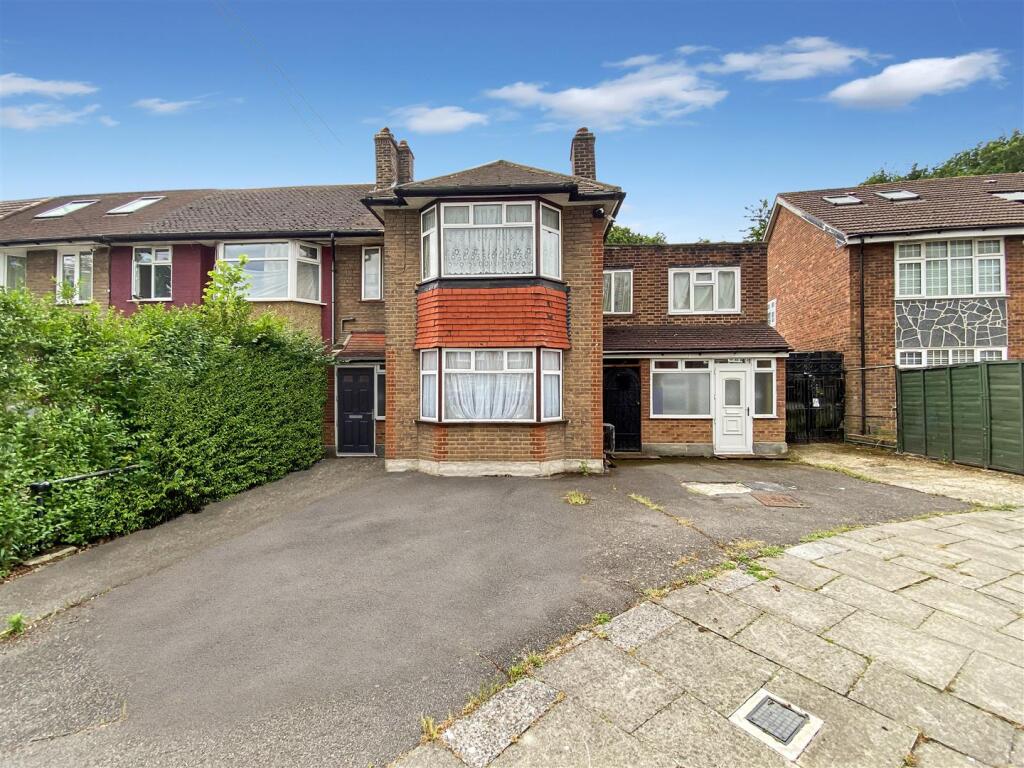 Main image of property: Selborne Gardens, Perivale