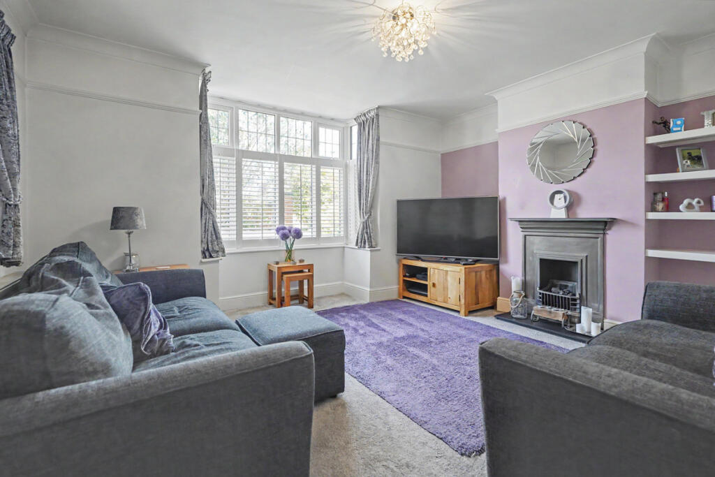 House in Northampton, Headlands - View 3