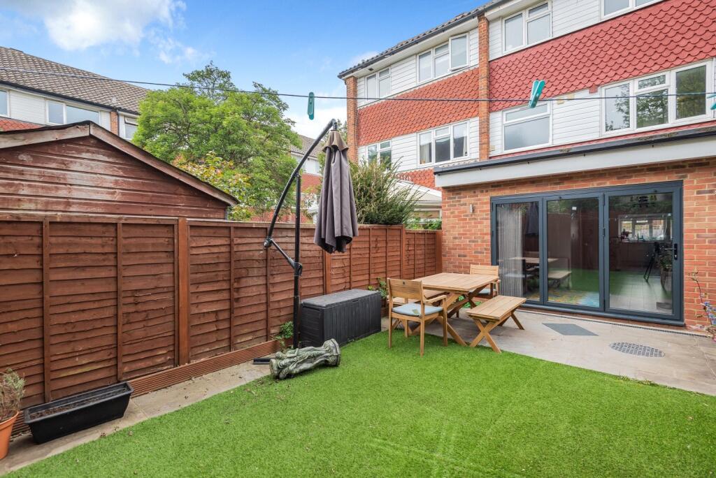 Main image of property: Alanthus Close, Lee