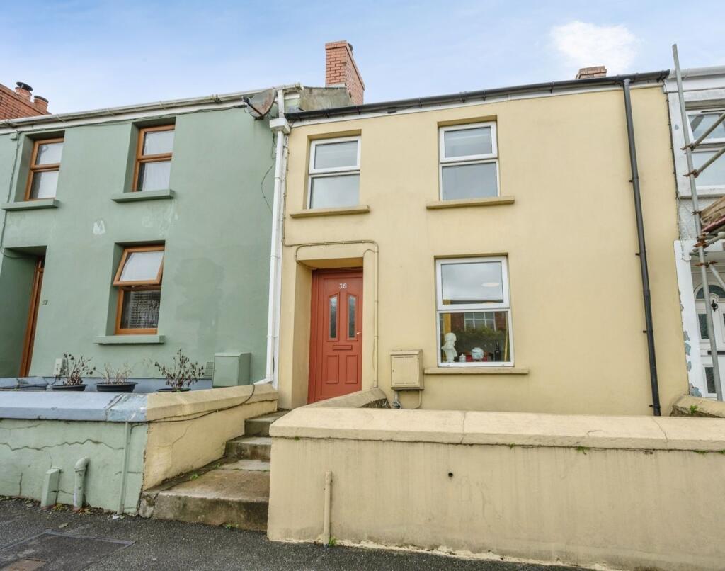 2-bed terraced on Milford Road, Haverfordwest, SA61, £130,000