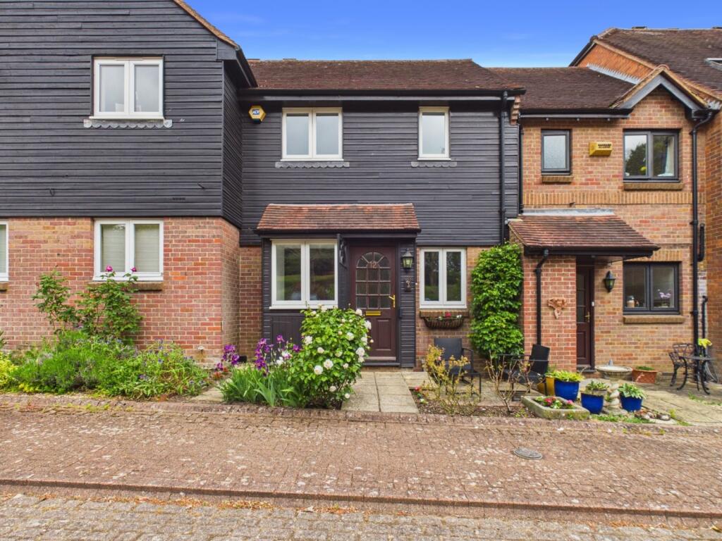 Main image of property: Thornhill Close, Amersham, Buckinghamshire, HP7